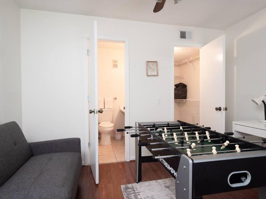 גיינסוויל Spacious Condo Mins To Shands, University, & Downtown! מראה חיצוני תמונה